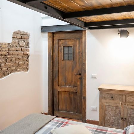 רומא Home Domus Capocci - Rione Monti מראה חיצוני תמונה