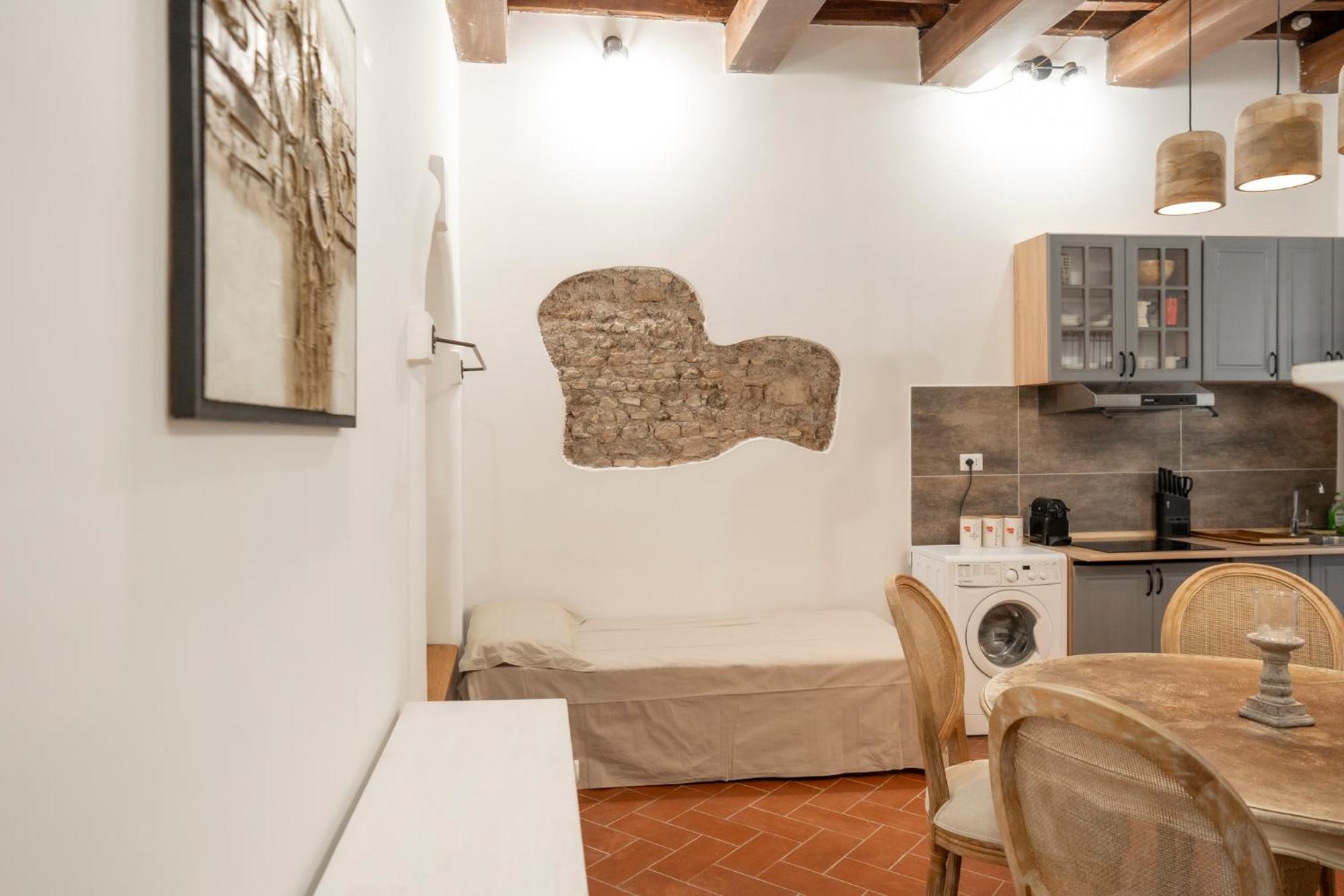 רומא Home Domus Capocci - Rione Monti מראה חיצוני תמונה