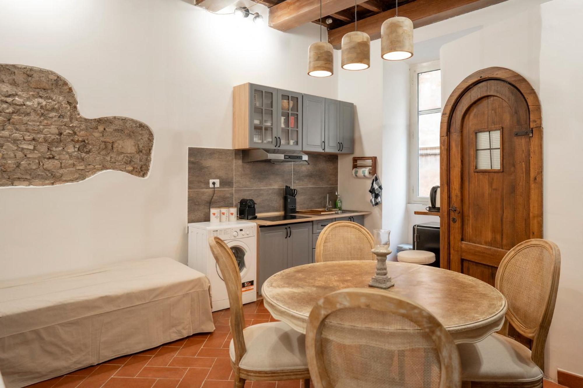 רומא Home Domus Capocci - Rione Monti מראה חיצוני תמונה