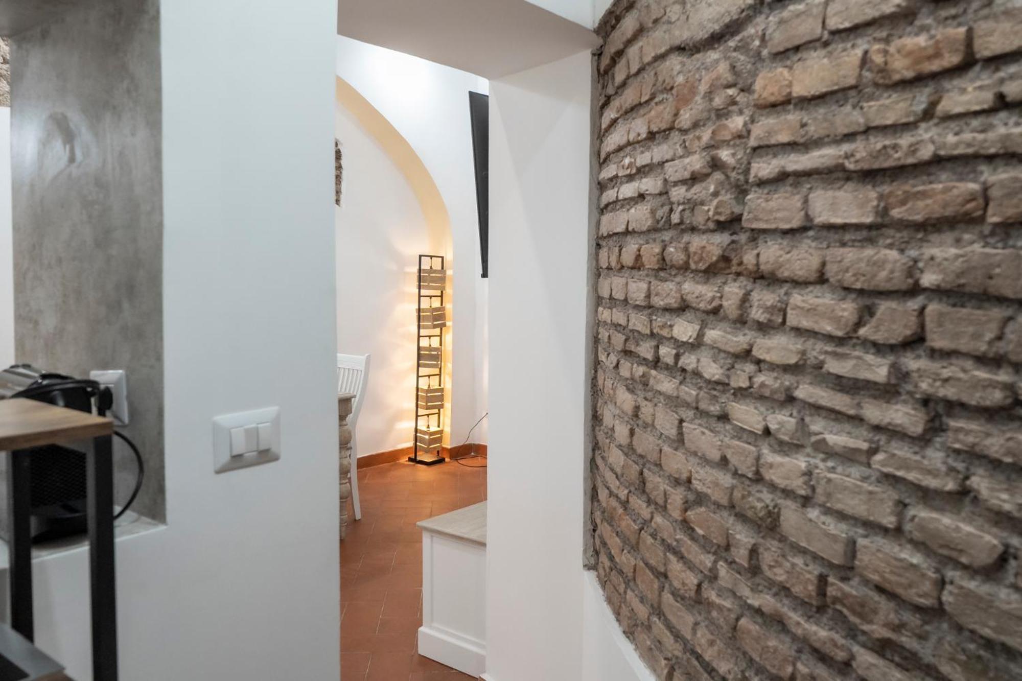 רומא Home Domus Capocci - Rione Monti חדר תמונה